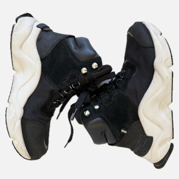 SOREL Kinetic Conquest Waterproof Black High Top Sneaker Boots - Winter Size 6 - Picture 5 of 10